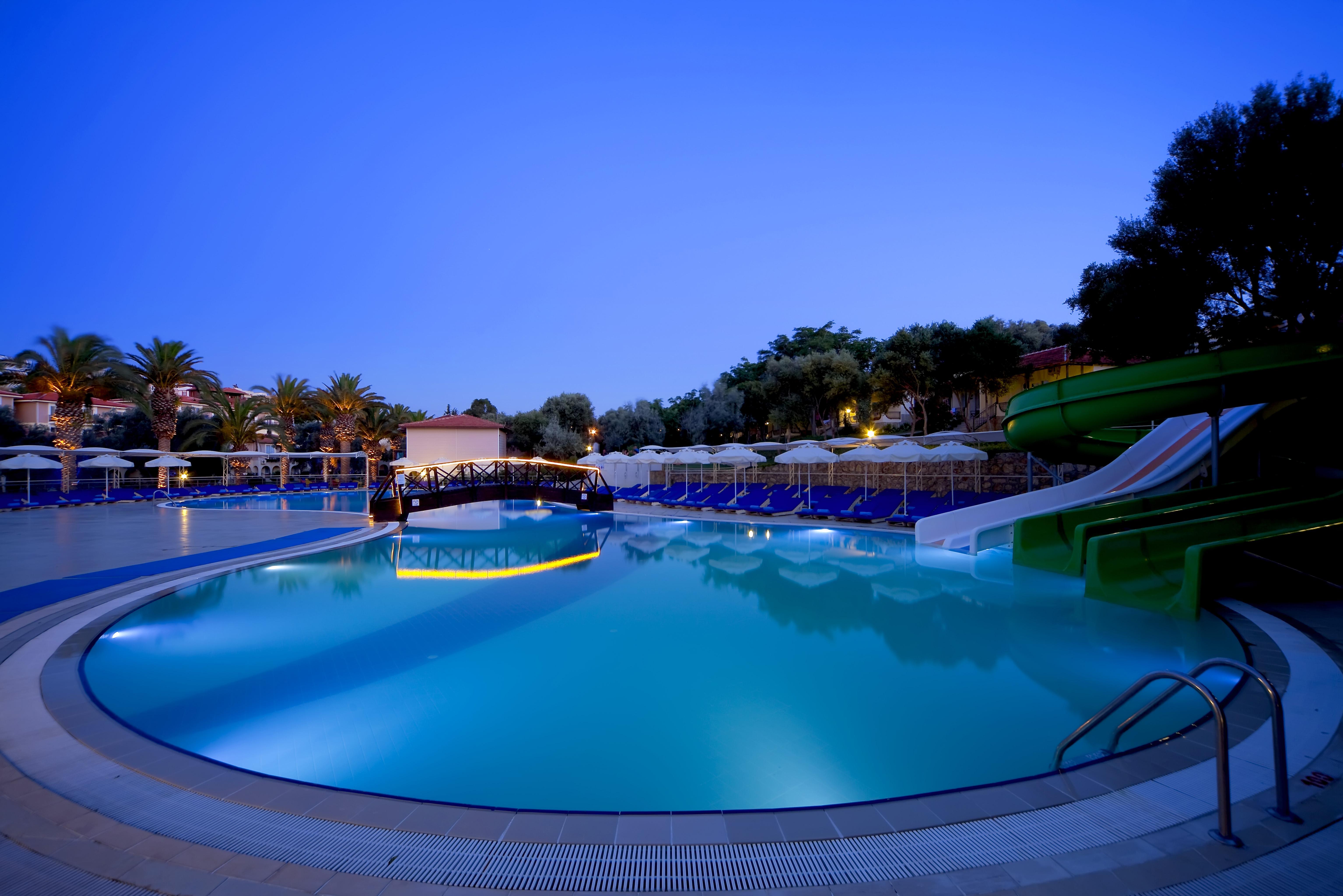 Club Resort Atlantis เซเฟริฮิซาร์ ภายนอก รูปภาพ