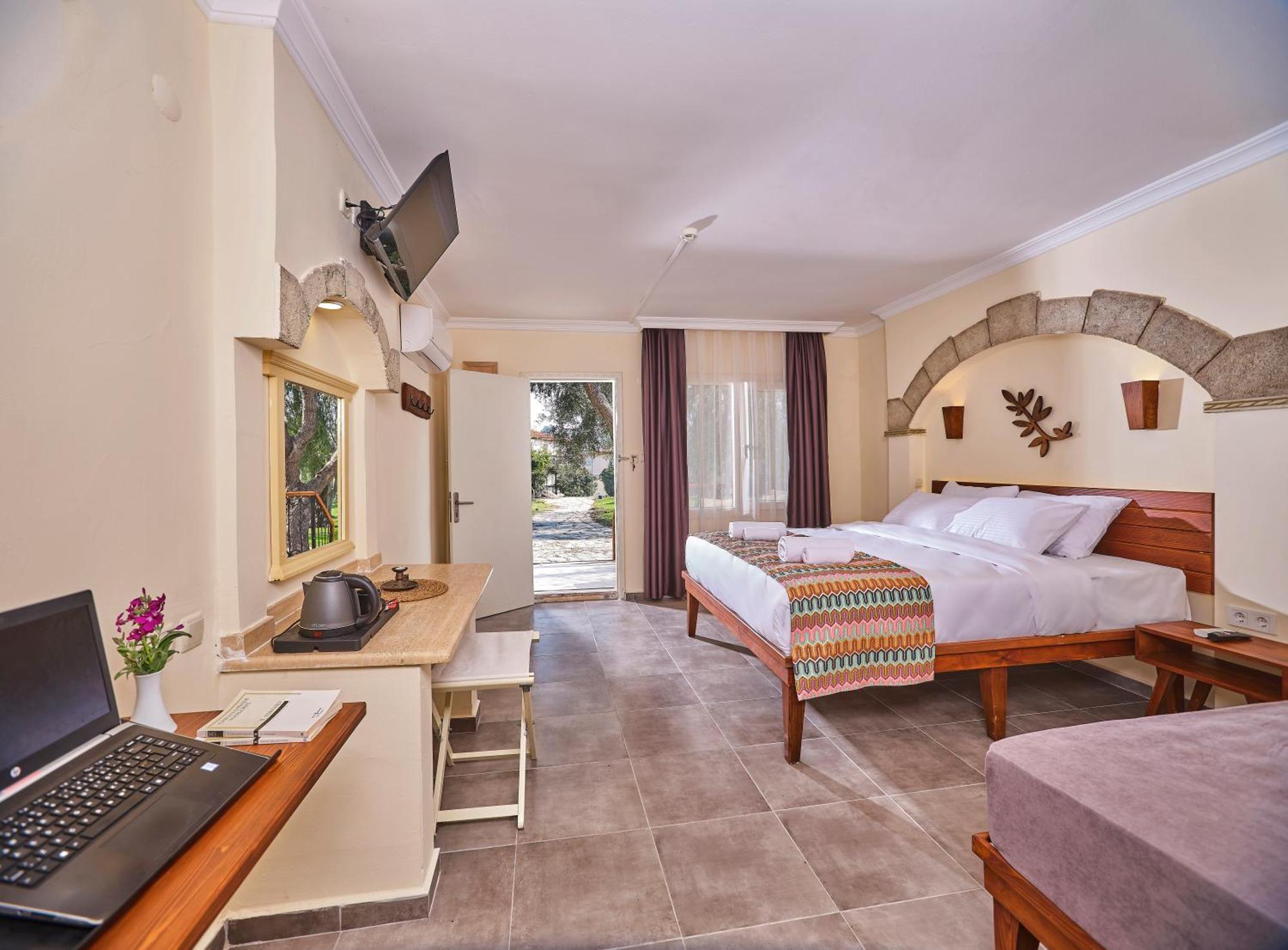 Club Resort Atlantis เซเฟริฮิซาร์ ภายนอก รูปภาพ